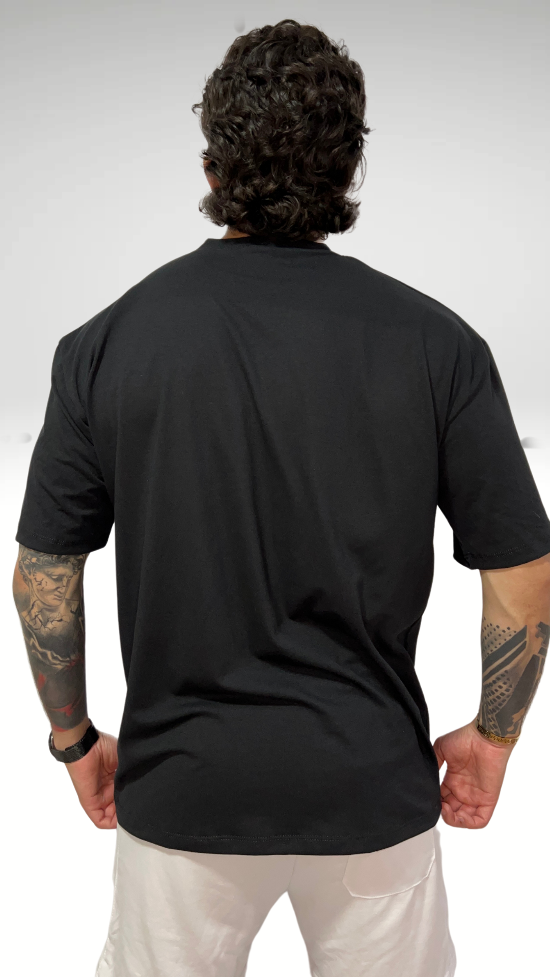 CAMISETA OVERSIZE - HOMBRE